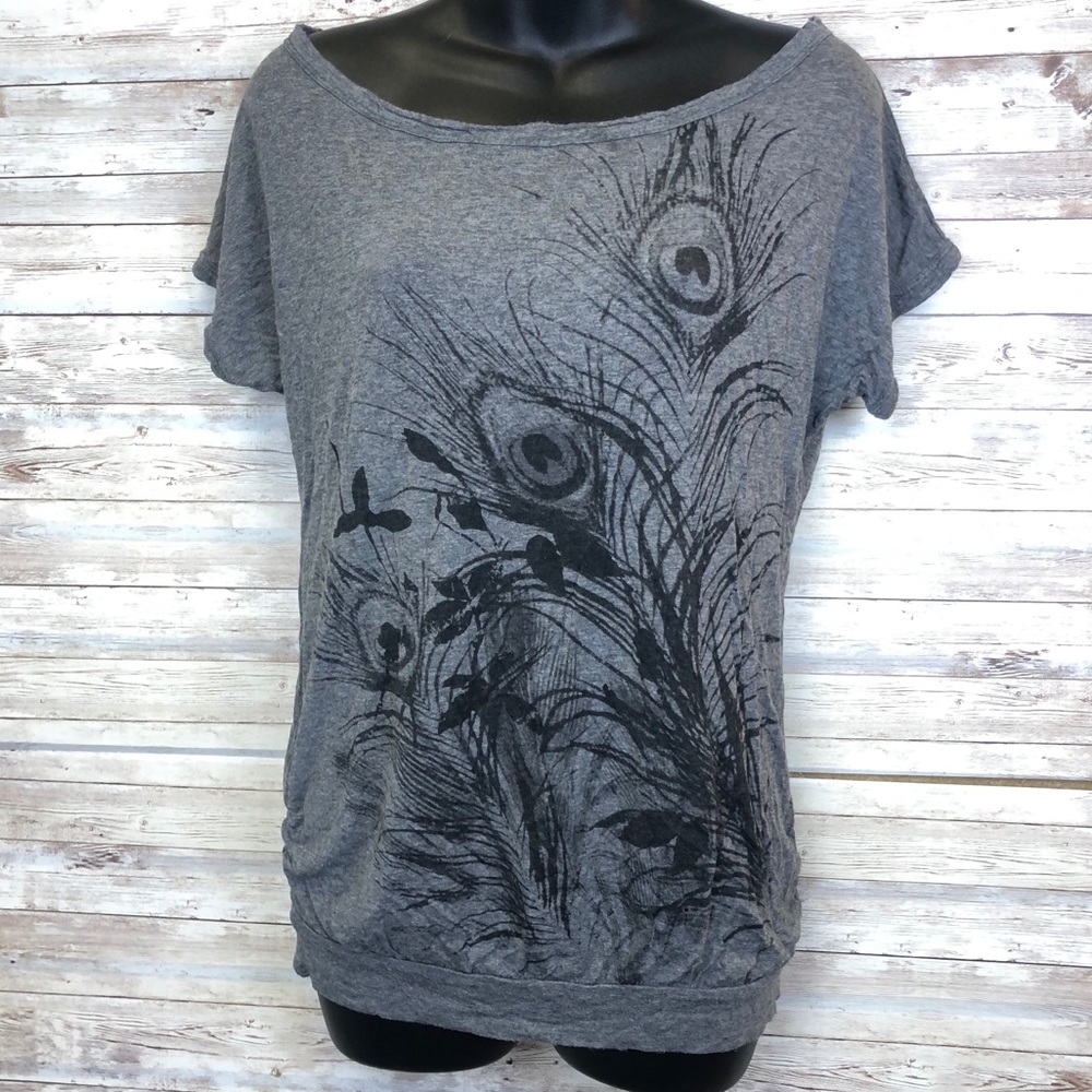 🍀4/$10 Forever 21 Peacock Print Short Sleeve Tee